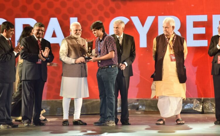  PM Narendra Modi Felicitates Shikhil Sharma and Ananda Krishna from NIIT University (NU) at GCCS 2017